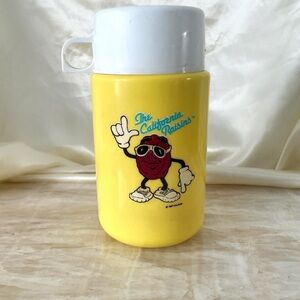 Vintage 87 California raisins yellow thermos